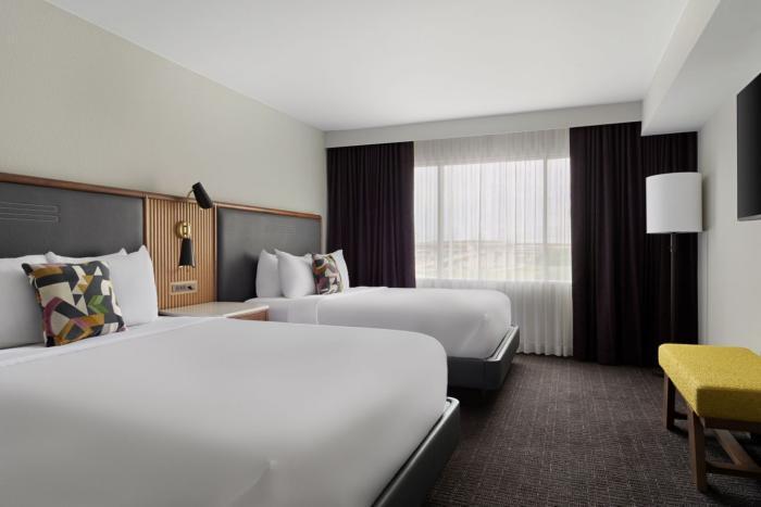 One-Bedroom Suite with Two Queen Beds and Sofa Bed - Deluxe