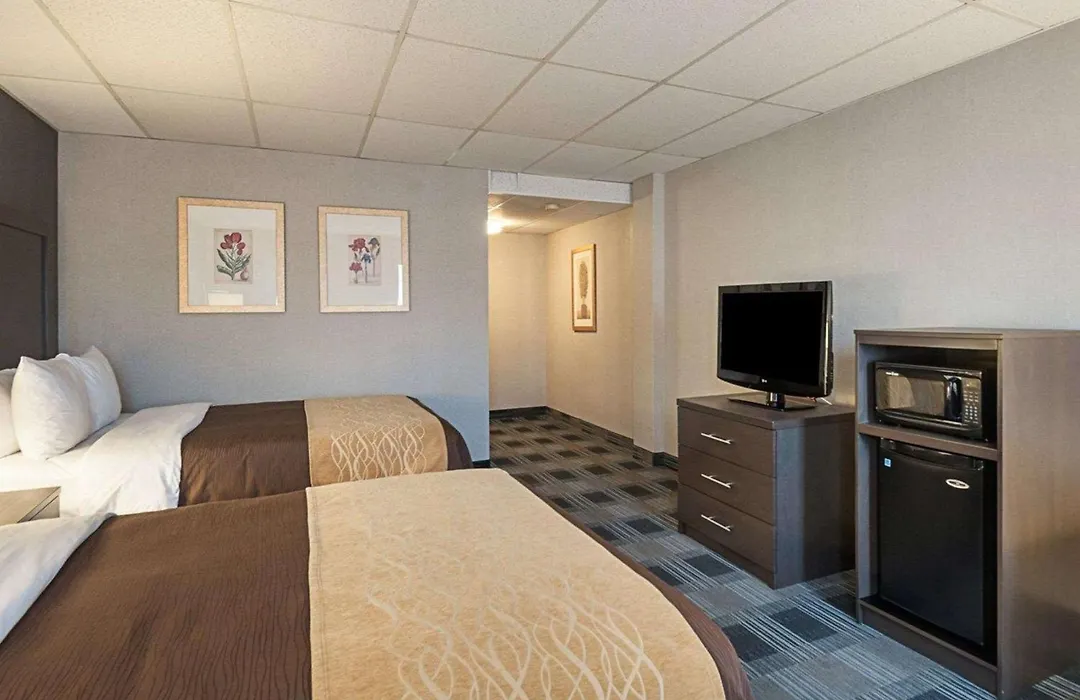 Comfort Inn Ballston-1