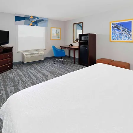 Hampton Inn & Suites Dallas-Arlington-South-2